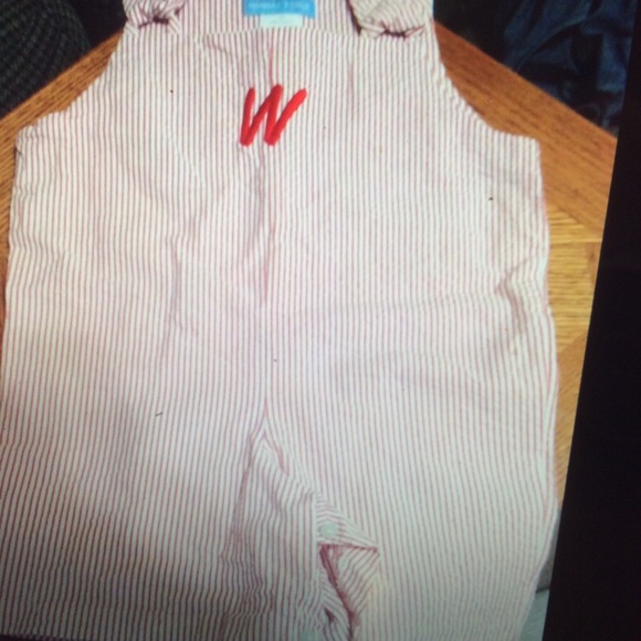 Monday’s Child boys 4T Shortalls With “W” initial - Picture 4 of 4